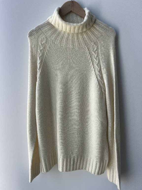 어떤 풀오버 스웨터를 사야 할까요?